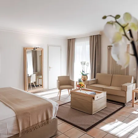 Favorita - Parkhotel Delta 4*