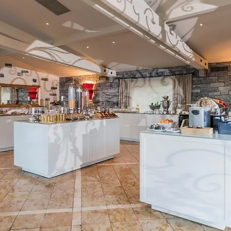 Favorita - Parkhotel Delta 4* Ascona