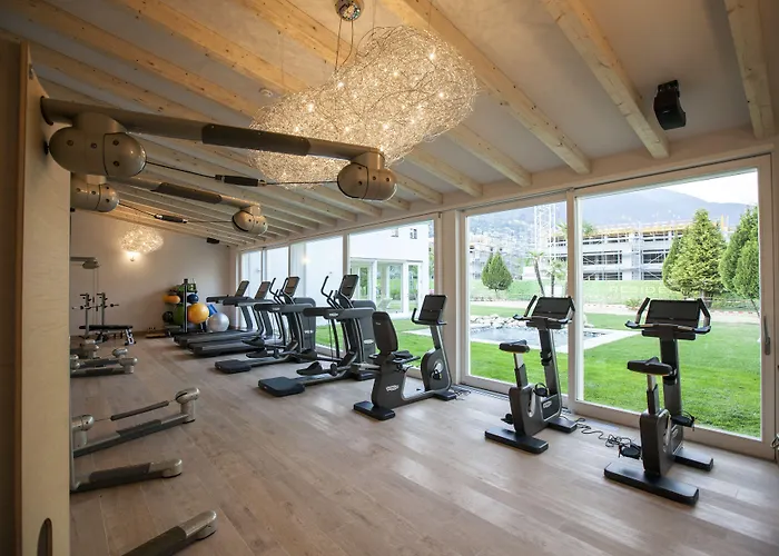 Favorita - Parkhotel Delta 호텔