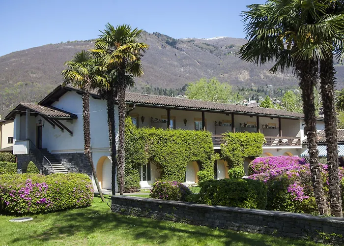 Hotel Favorita - Parkhotel Delta 4*