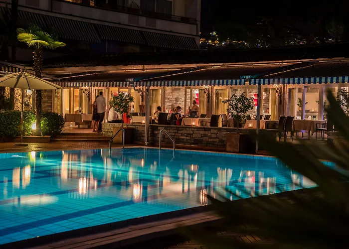 Hotel Favorita - Parkhotel Delta 4*