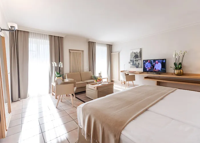 Favorita - Parkhotel Delta 아스꼬나