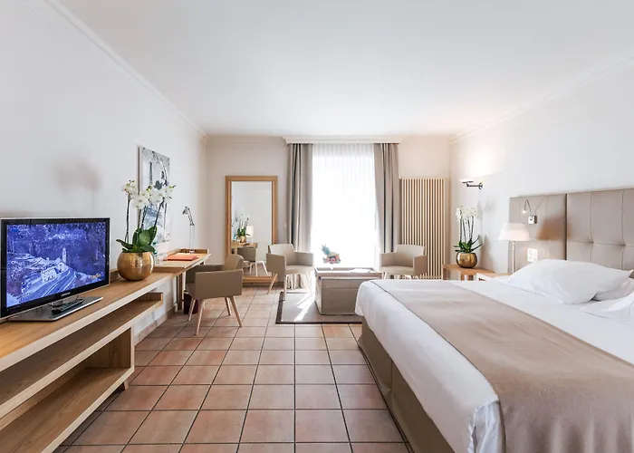 Favorita - Parkhotel Delta 4*